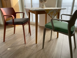 Da mesa da cozinha ao terraço: almofadas de cadeira que se adaptam a qualquer espaço